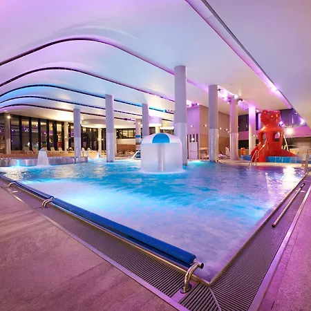 Apartment Vacationclub - Cesarskie Ogrody 638